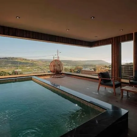 Paradiso - Detached Hotel Manikata